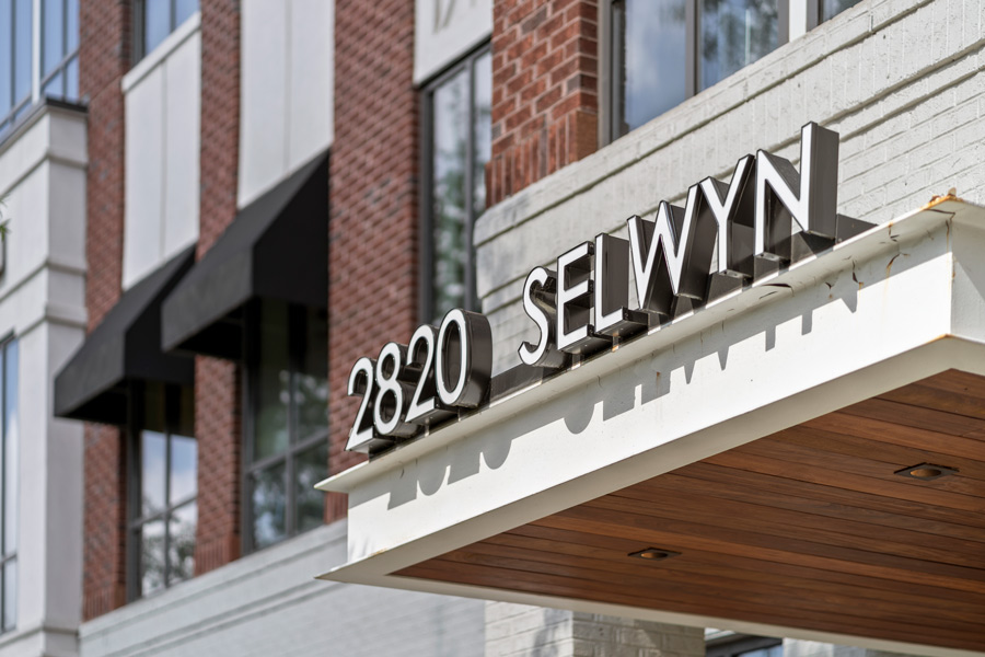 2820 Selwyn Sign